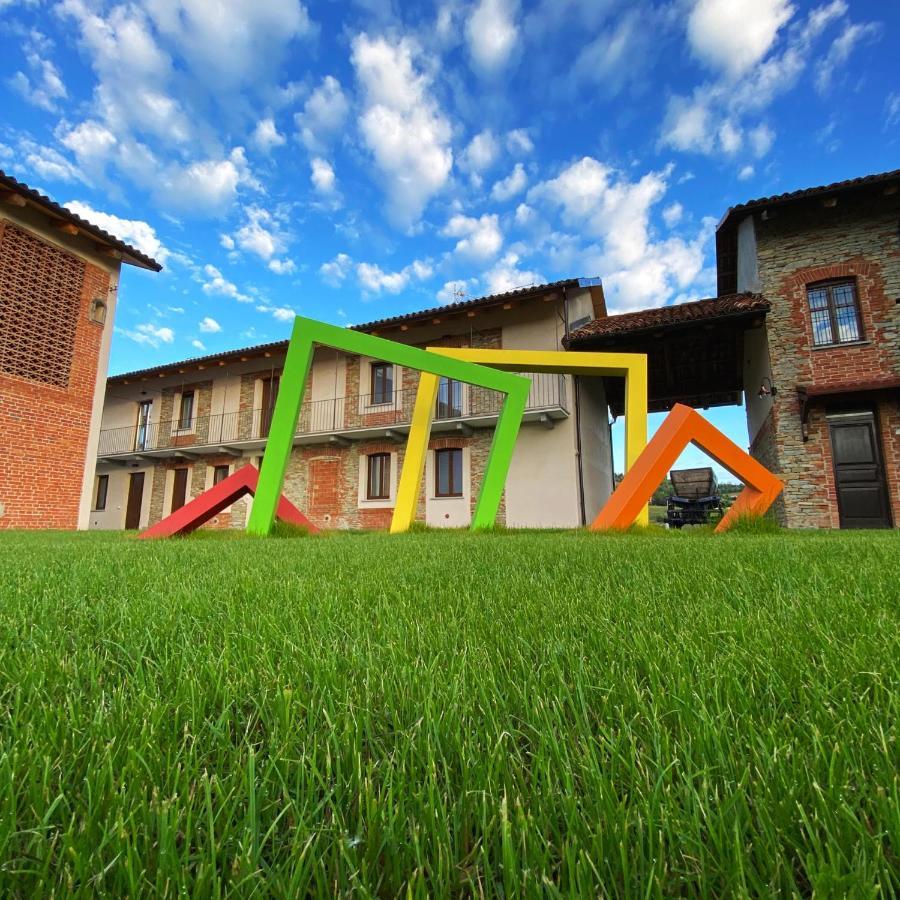 Le Cornici - Cascina Di Charme Hotel ดิอาโนดัลบา ภายนอก รูปภาพ