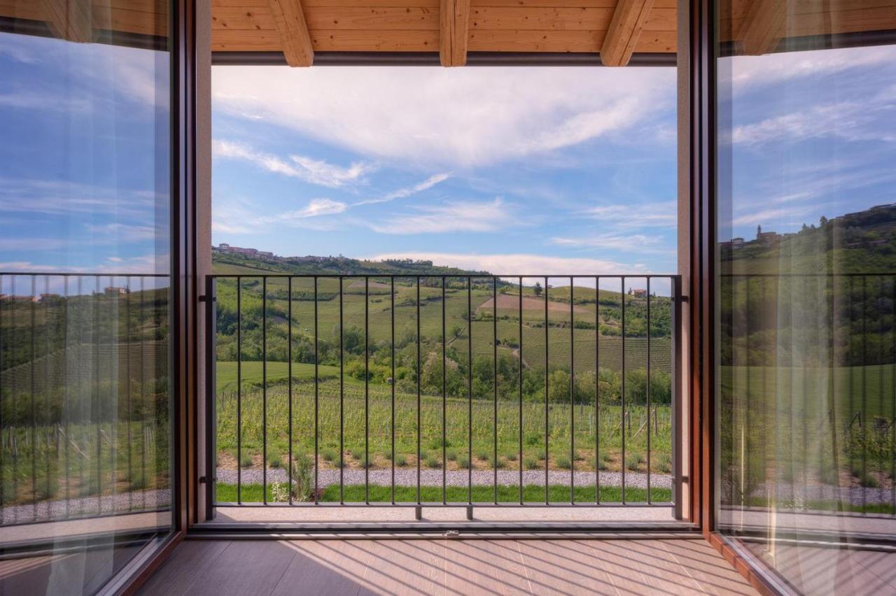 Le Cornici - Cascina Di Charme Hotel ดิอาโนดัลบา ภายนอก รูปภาพ