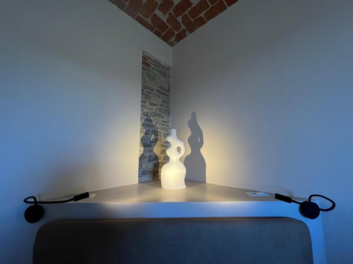 Le Cornici - Cascina Di Charme Hotel ดิอาโนดัลบา ภายนอก รูปภาพ